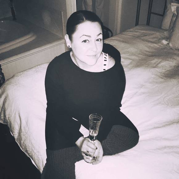 Meet your Posher, Marissa - Picture 1 of 1